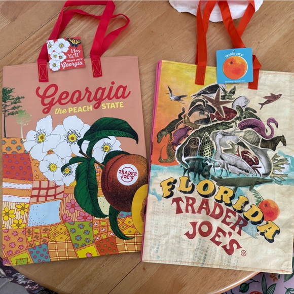 Trader Joe’s Reusable Tote Bags 2-Pack Florida & Georgia 🐊🍑 - Picture 2 of 6
